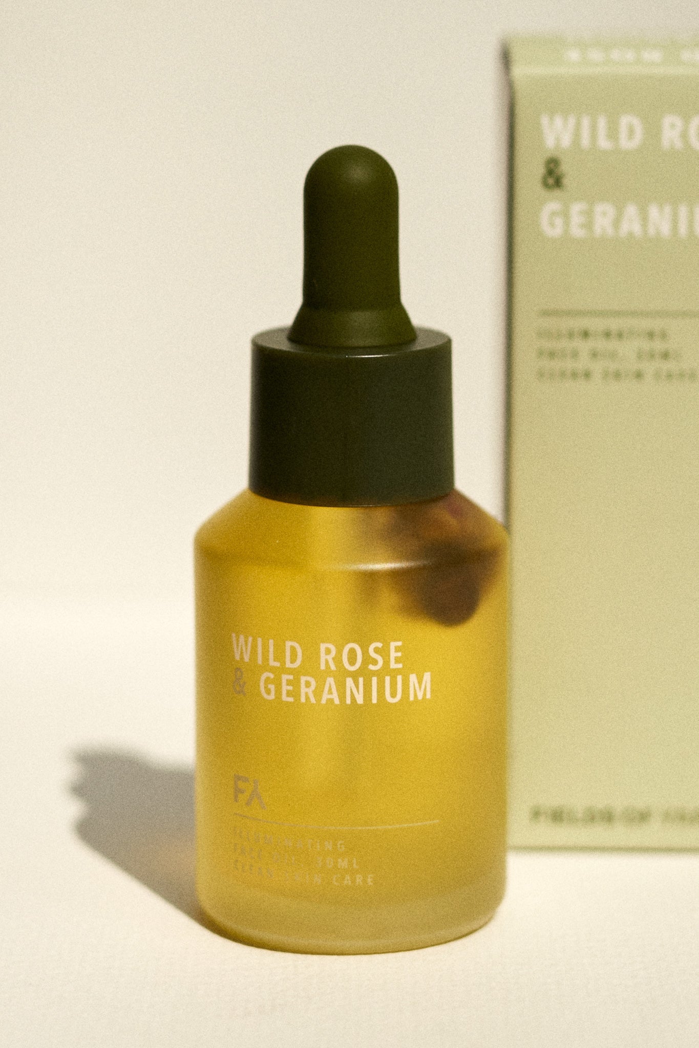 WILD ROSE & GERANIUM | Illuminating Face Oil